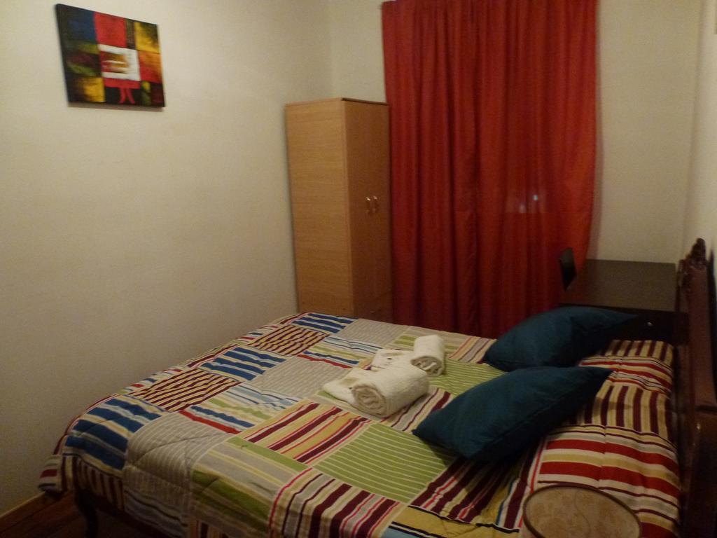 Hospedaria D. Damélio Lisbona Esterno foto