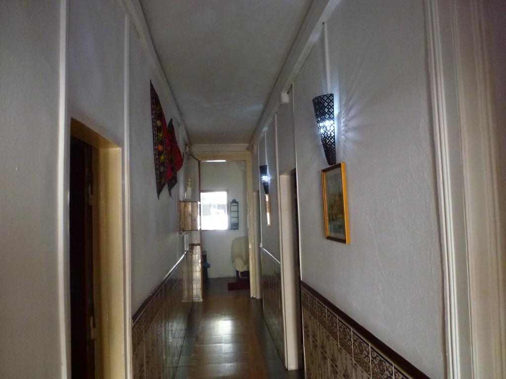 Hospedaria D. Damélio Lisbona Esterno foto